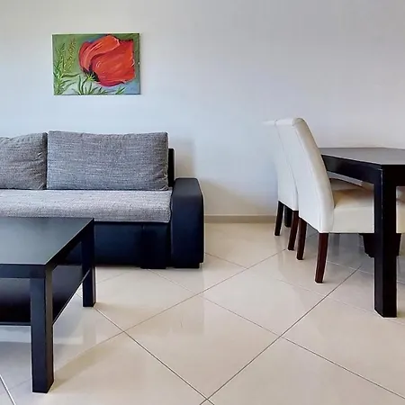 Vista 1 - With Sea View Apartment