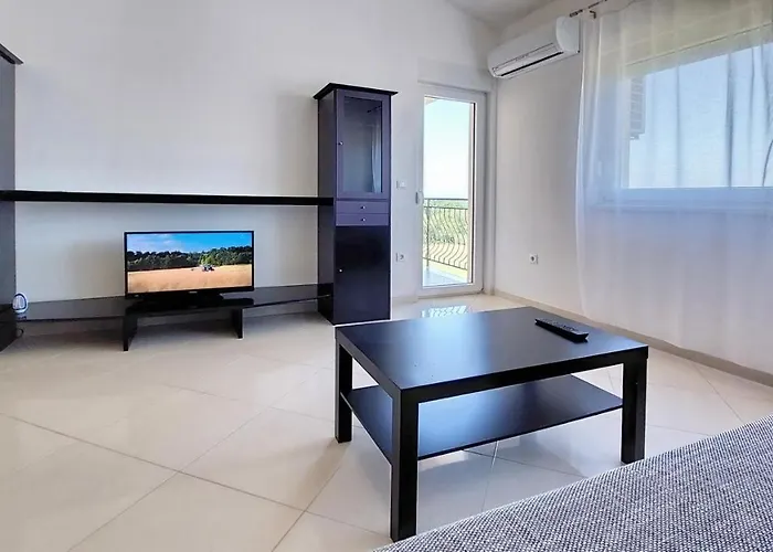 Vista 1 - With Sea View Apartment Porec